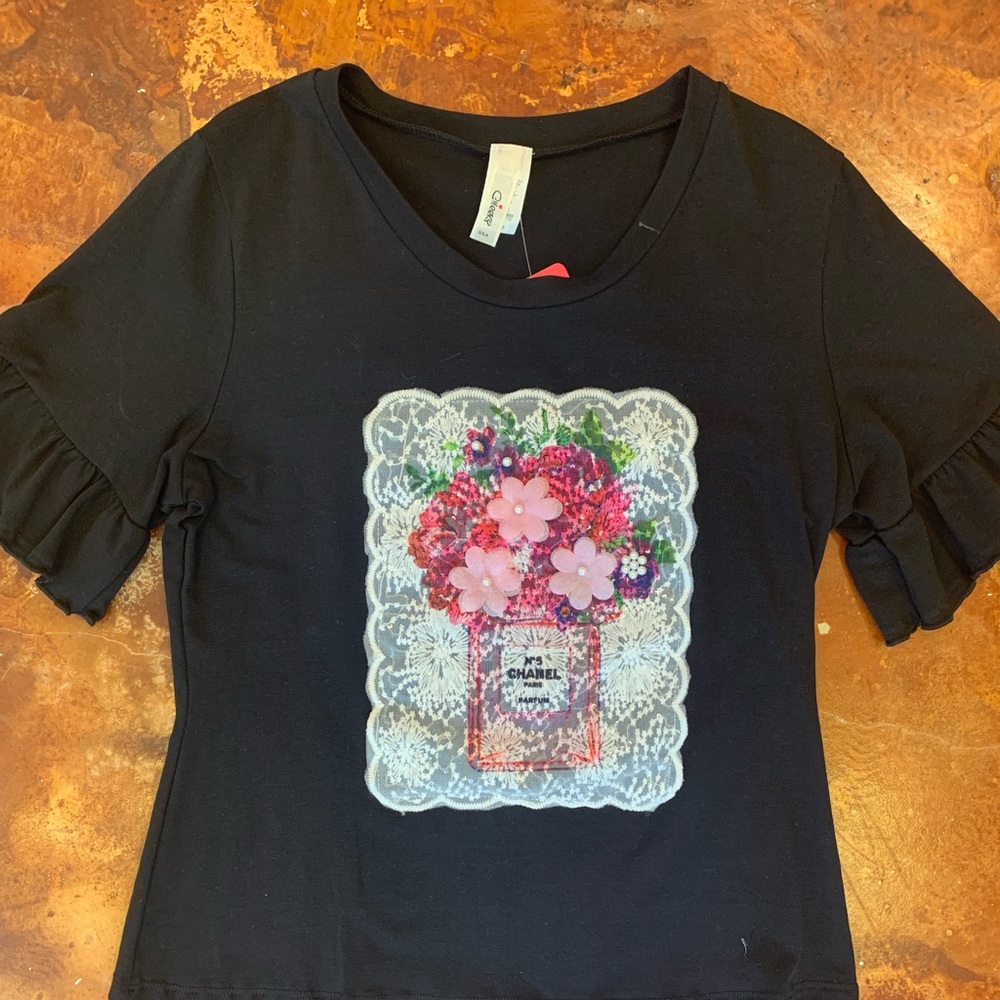 Chanel 5 top